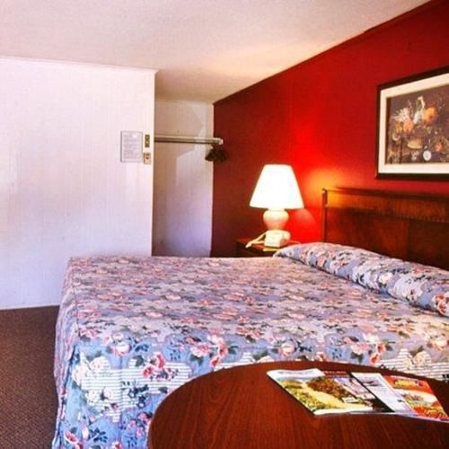 The Tallwood Motel Уелс Стая снимка